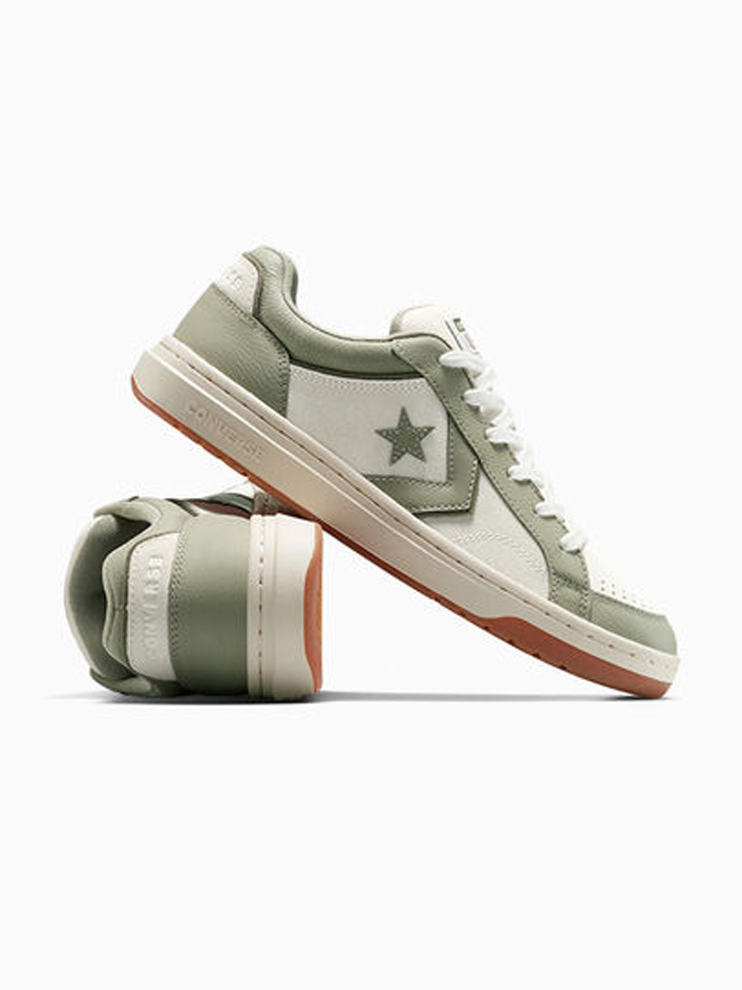 Converse Pro Blaze V2 Pavement Tuff Sneakers