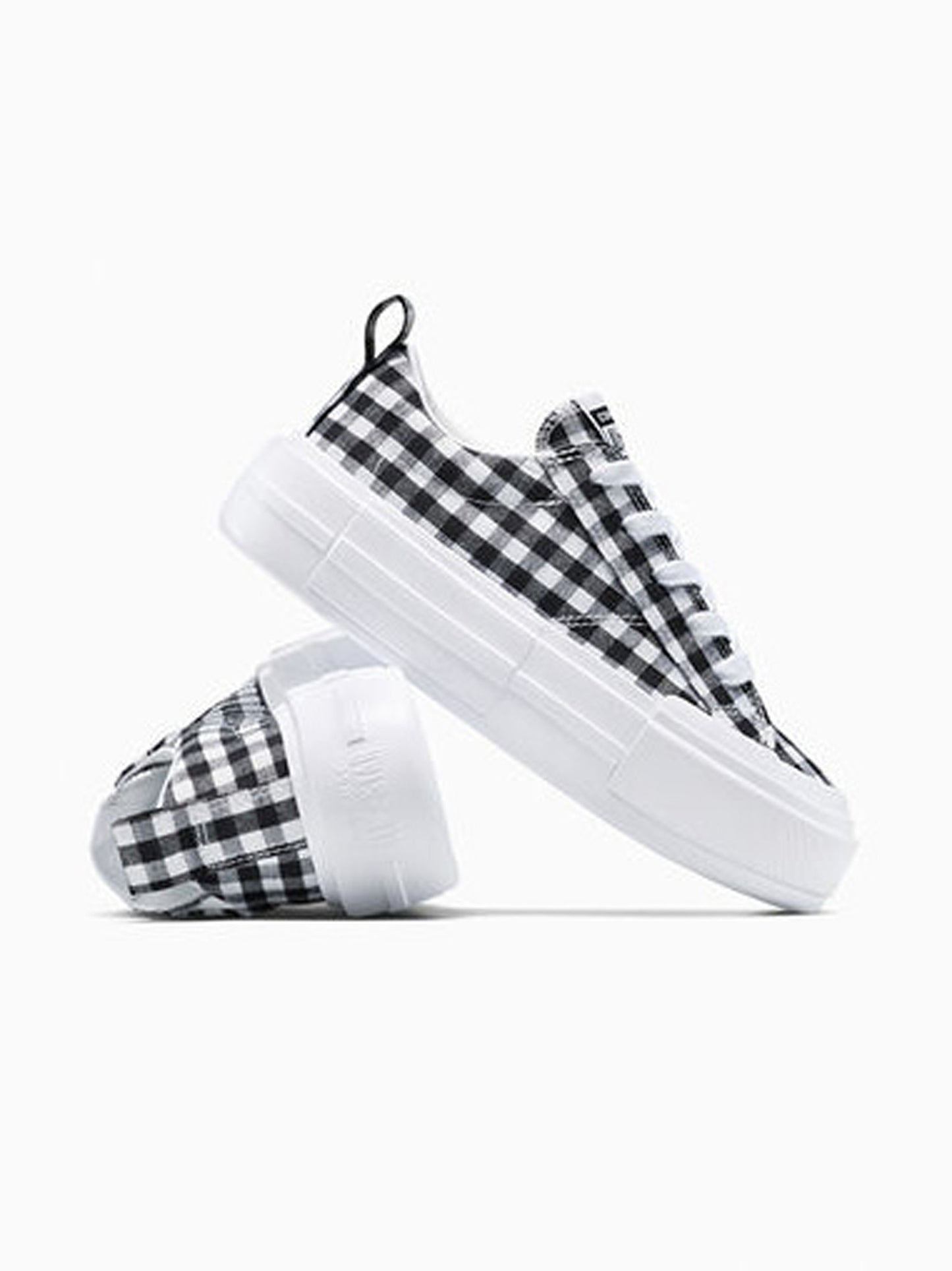 Converse Chuck Taylor AS Cruise Apple Core Sneakers