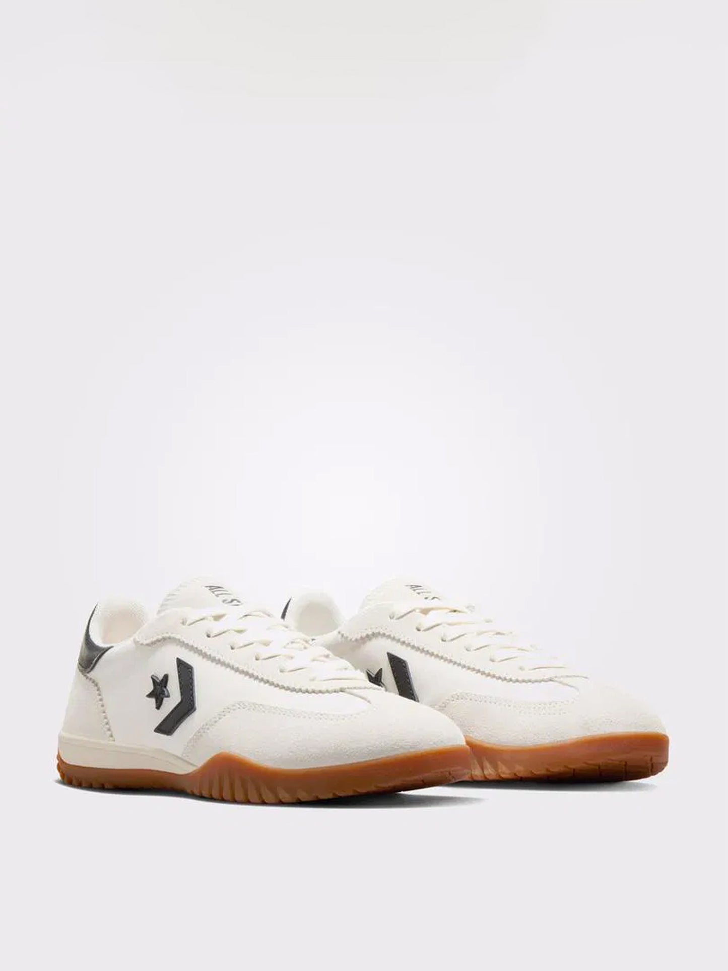 Converse RS Trainer Foundation Sneakers