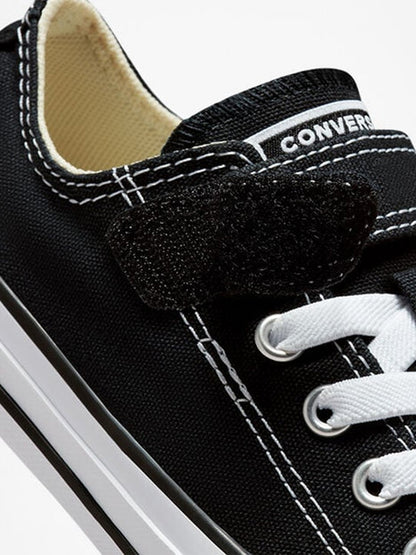 Converse Chuck Taylor AS 1V Foundation Sneakers