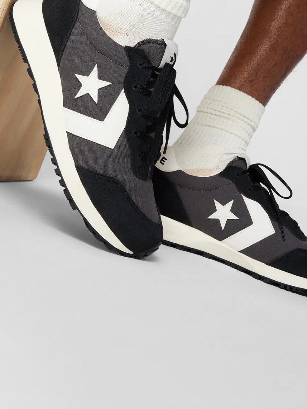 Converse Omega Ray Trainer Grey White Sneakers