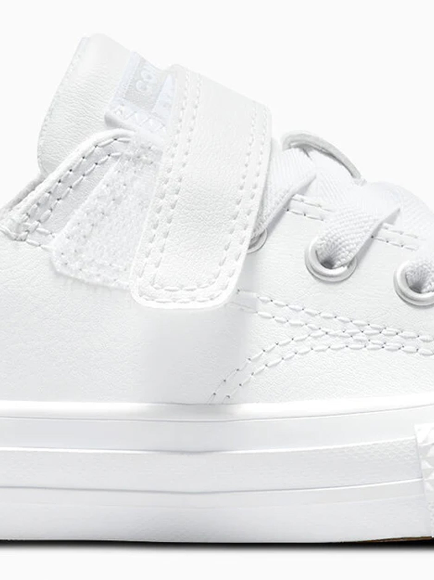 Converse Chuck Taylor AS Malden Street 1V Leather Sneakers