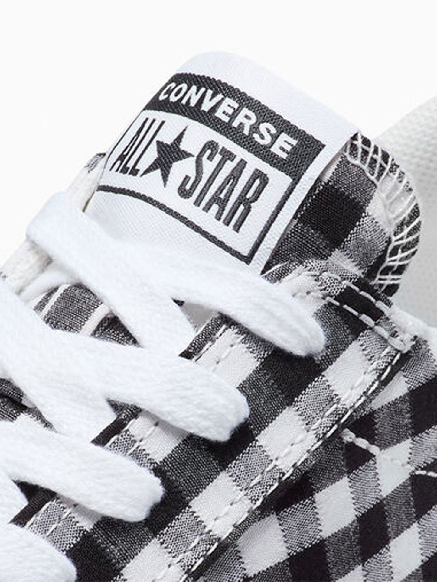 Converse Chuck Taylor AS Cruise Apple Core Sneakers