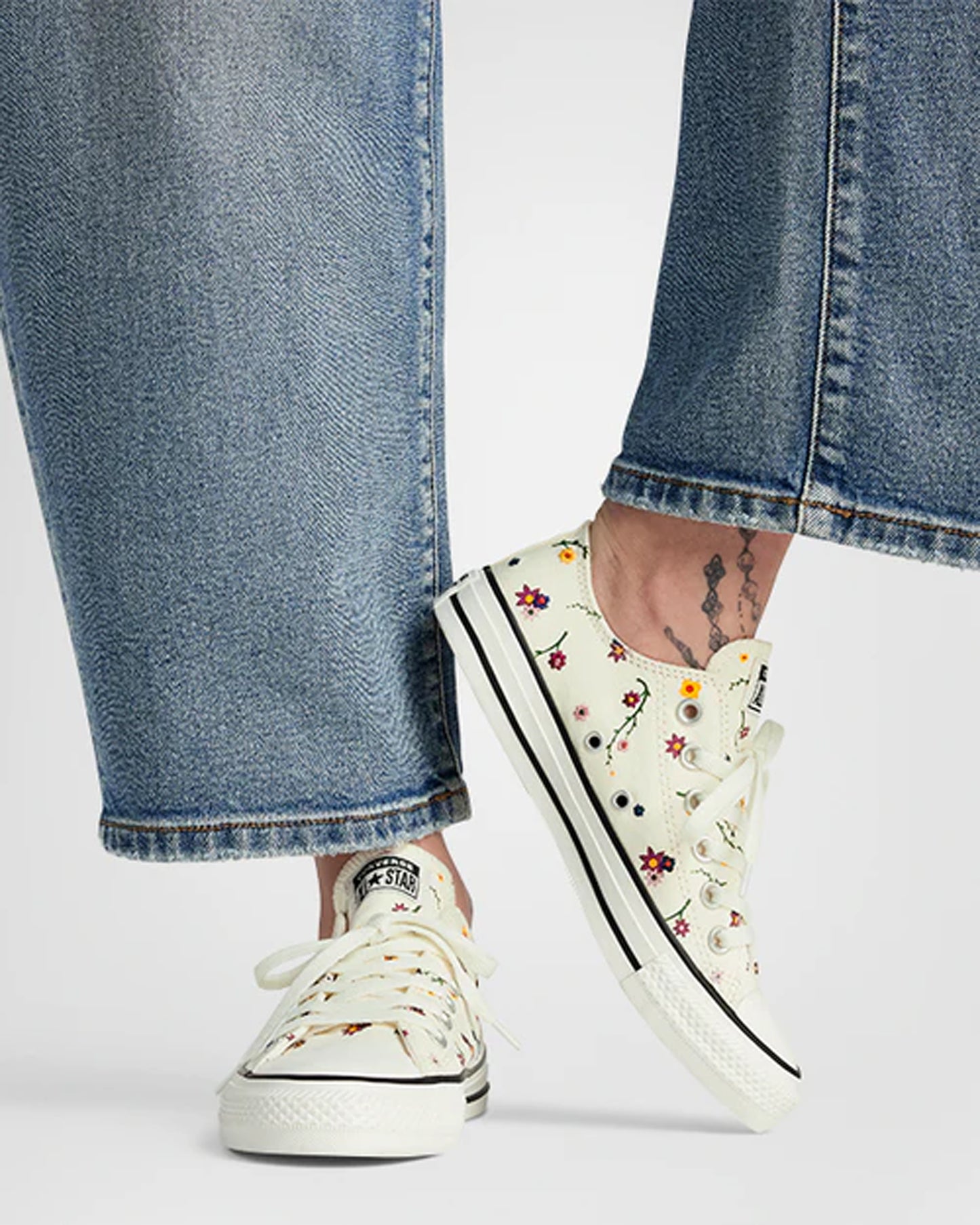 Converse Chuck Taylor AS Floral Graphic Sneakers