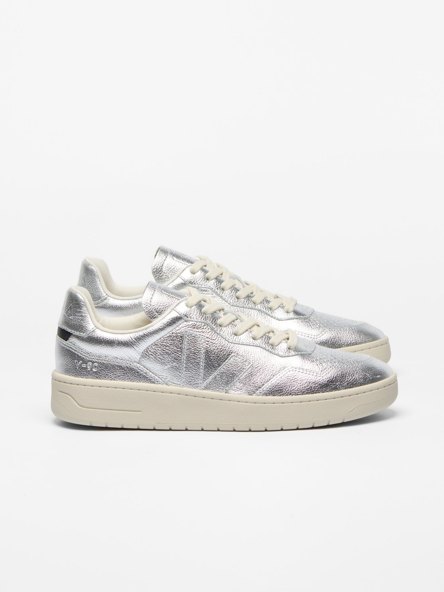 V-90 Leather Silver