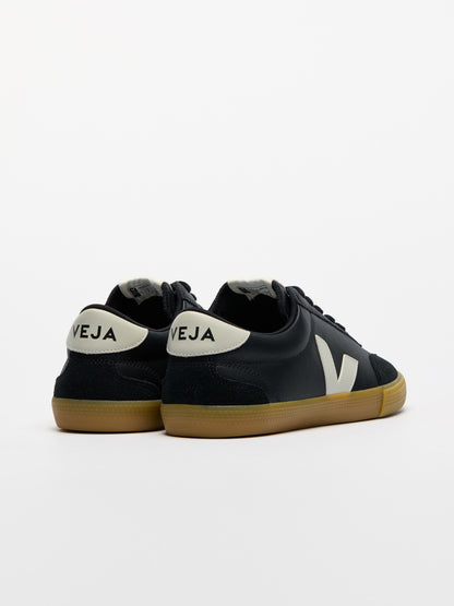 Volley Leather Black Pierre