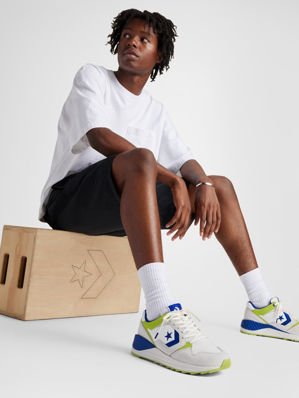 Converse Wave Trainer Seasonal Color