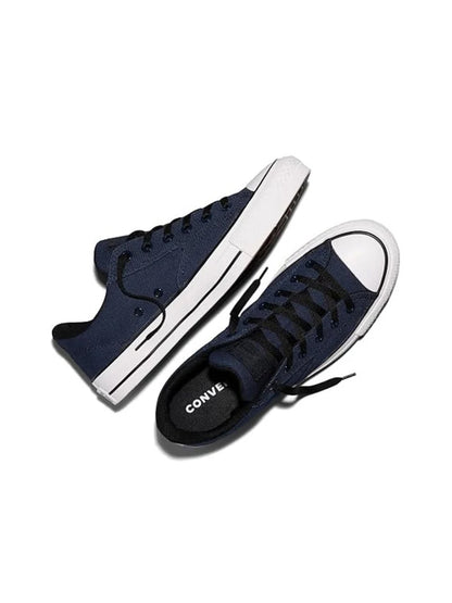 Chuck Taylor All Star Malden Street Seasonal Sneakers