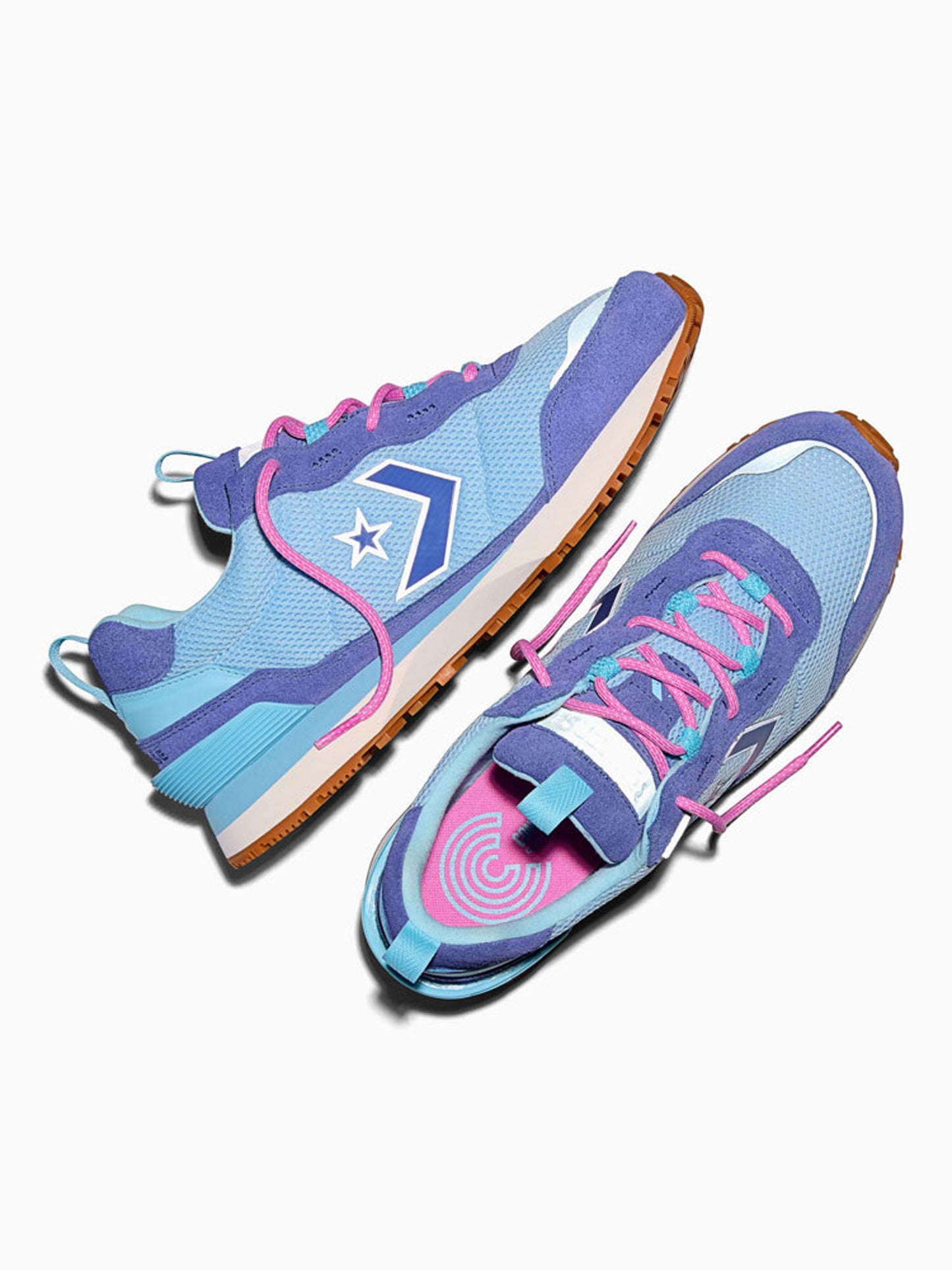 Converse Omega Trainer Special Edition Seasonal